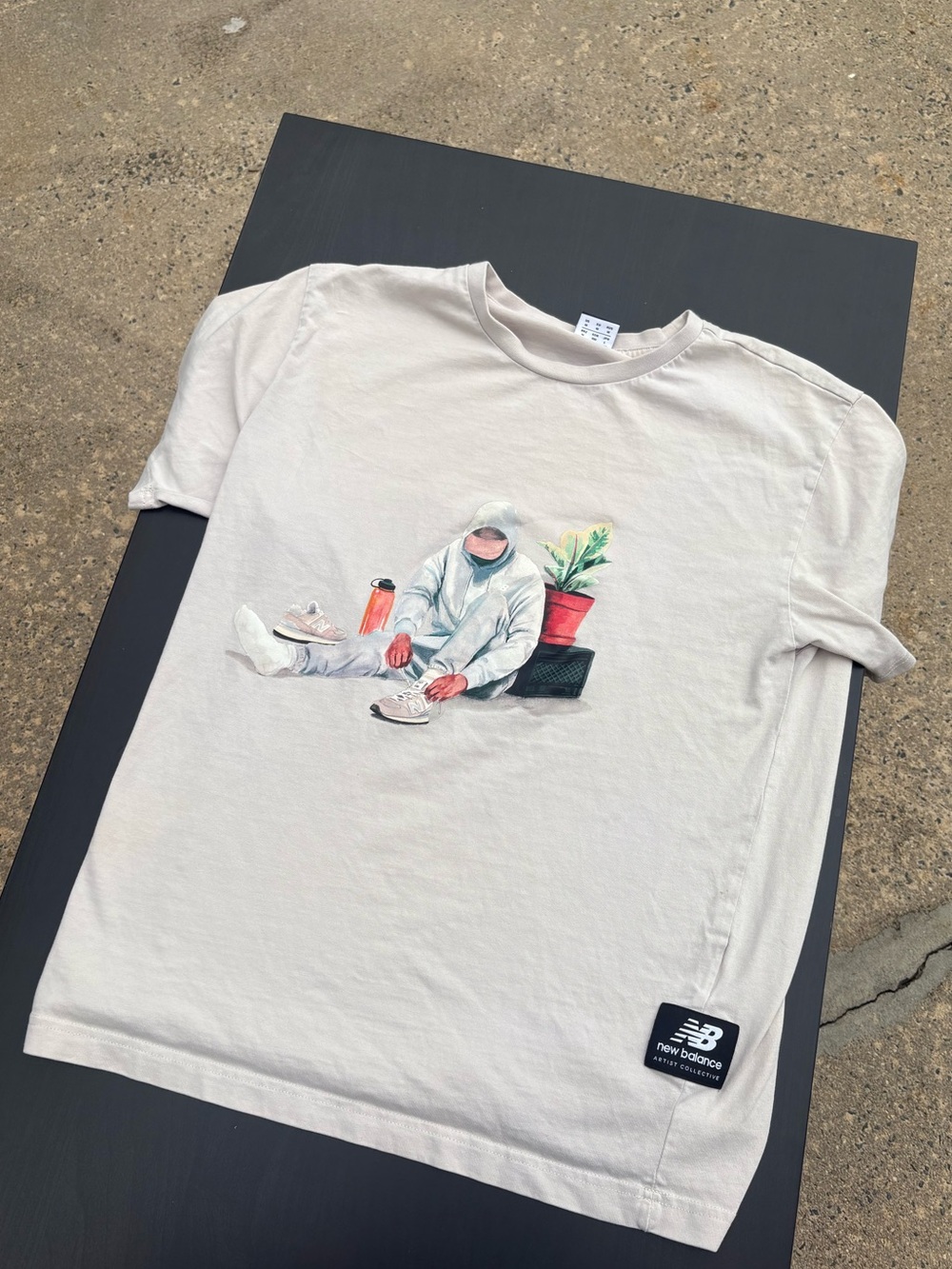 New Balance Cream Graphic Short-Sleeve Tee